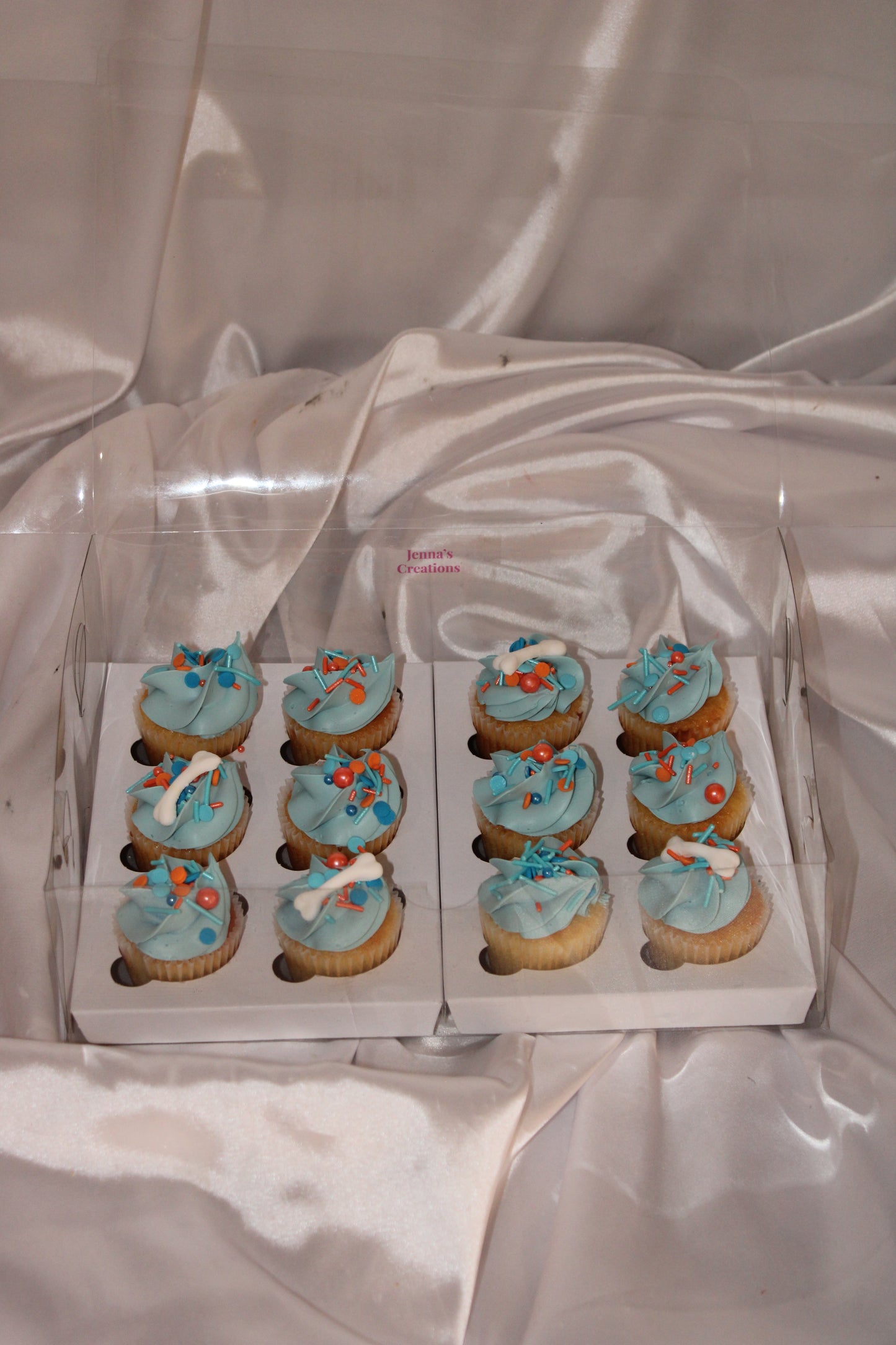 Custom Mini cupcakes