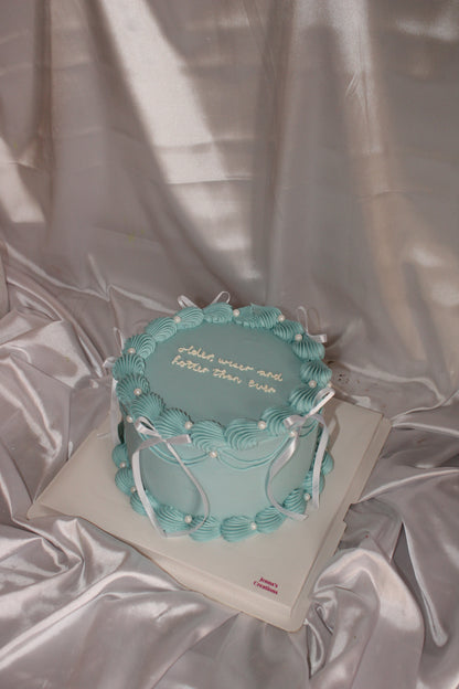 Vintage Round Cake