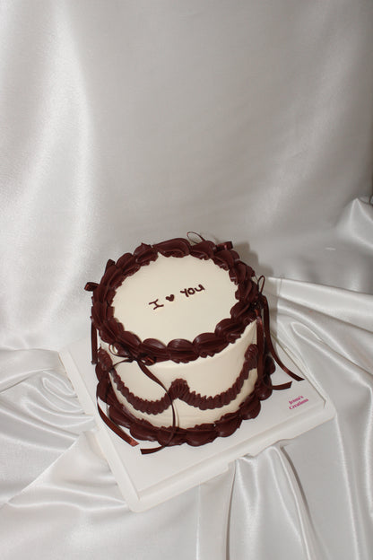 Vintage Round Cake