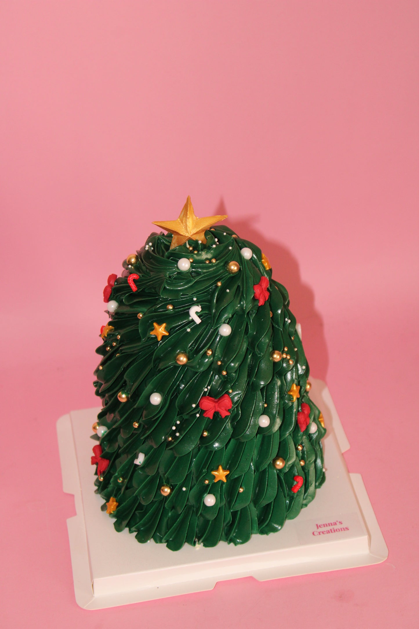 Lush Christmas Tree Cake
