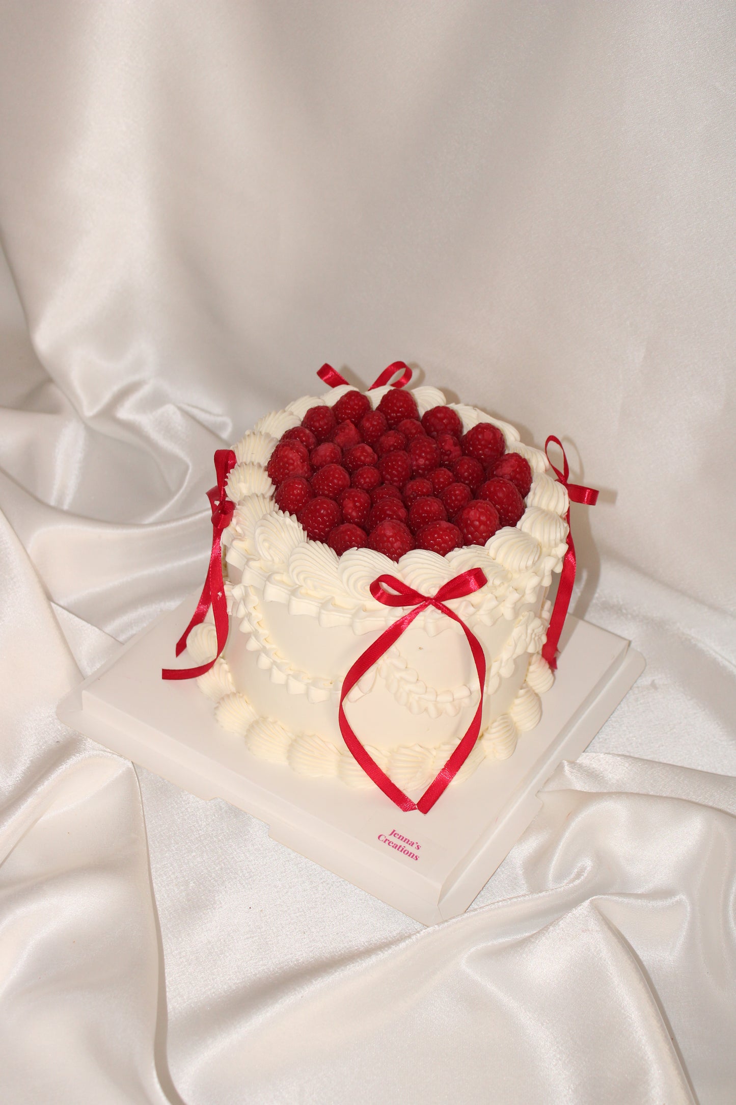 Classic Raspberry Vintage Cake