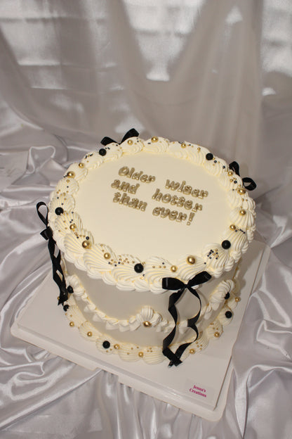 Vintage Round Cake