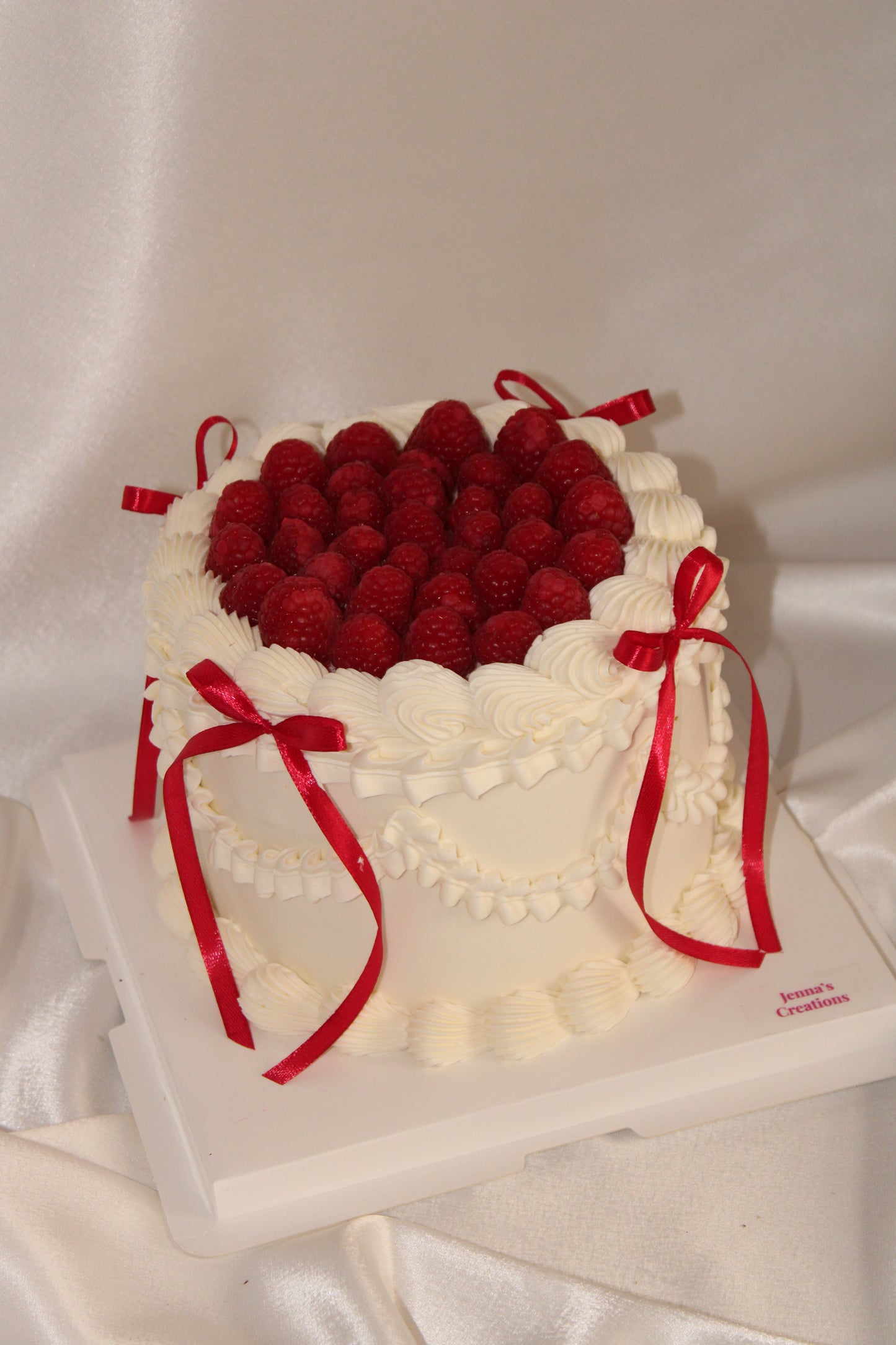 Classic Raspberry Vintage Cake